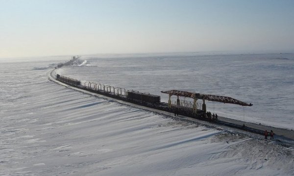 Правительство РФ заключит концессию о строительстве ж/д магистрали Обская - Салехард – Надым