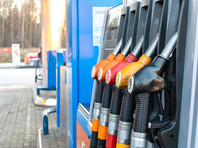 Цены на бензин и дизтопливо в Москве растут почти четыре месяца подряд